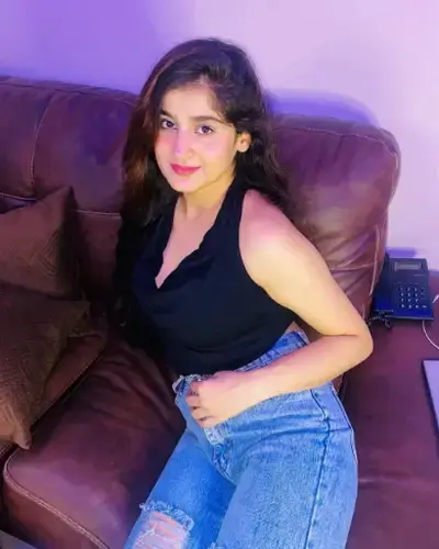 Call Girls Aliganj Cash On Delivery